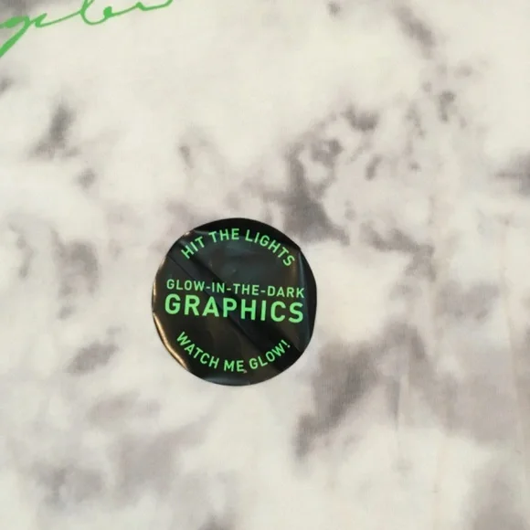 Brand new Hollister t shirt men’s medium - Picture 2 of 3